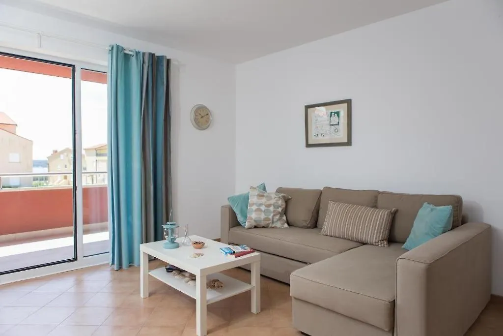 Apartments Roza Medulin