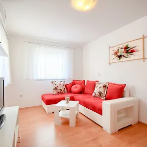 Dario Apartman